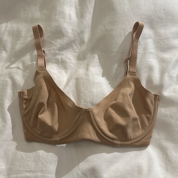 SKIMS UNLINED BRA - size 32DDD - Picture 1 of 4